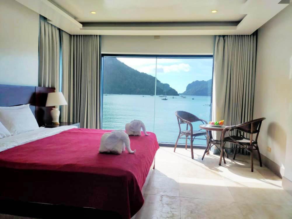 엘 니도 비치 호텔 (El Nido Beach Hotel) 위치 및 접근성