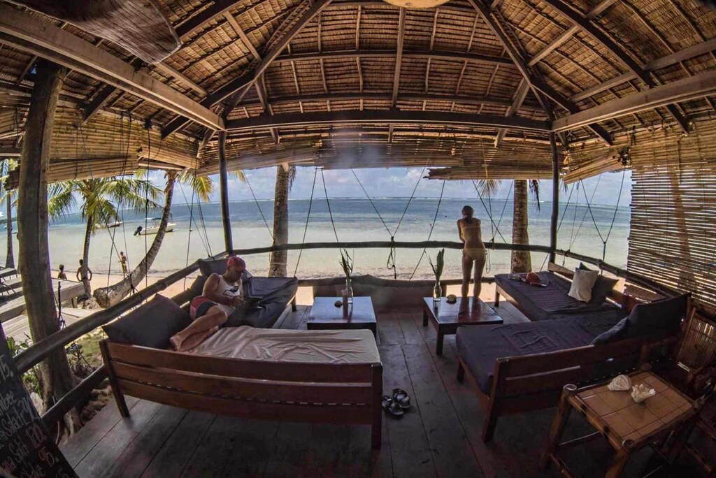 로맨틱 비치 빌라 샤르가오 아일랜드 (Romantic Beach Villas Siargao Island) 객실 및 시설